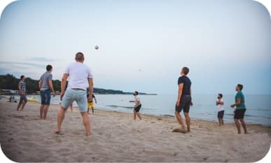 flat rock team plays volleyball